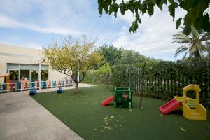 Constituït el Consell Escolar de la xarxa municipal d'escoletes de Gandia - (foto 2)