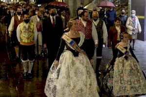 Gandia ja està en Falles: pregó, crida i ball faller