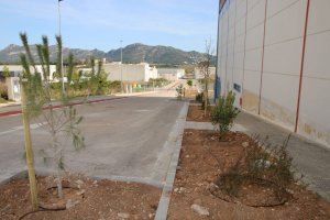 Noves millores en el polígon industrial de Ròtova - (foto 2) Noves millores en el polígon industrial de Ròtova - (foto 2)