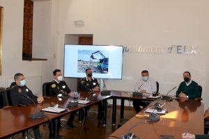 La Policía Local realiza 2.500 actuaciones en los dos últimos años para atajar los vertidos ilegales en el Camp d’Elx - (foto 4) La Policía Local realiza 2.500 actuaciones en los dos últimos años para atajar los vertidos ilegales en el Camp d’Elx - (foto 4)