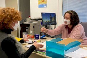 València potencia l'ús de mascaretes inclusives per a l'atenció a la ciutadania