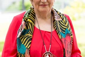 L’oncòloga Ana Lluch, protagonista de la taula ‘Ciència en femení’ en el Dia Internacional de la Dona i la Xiqueta en la Ciència - (foto 2)