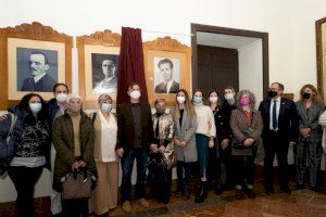 El retrat de l'ex president José Hernández Merlo ja penja en el Palau de la Diputació de Castelló