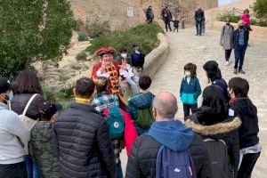 El Castillo de Santa Bárbara recibe 5.783 visitantes en su primera semana de dinamización turística - (foto 3) El Castillo de Santa Bárbara recibe 5.783 visitantes en su primera semana de dinamización turística - (foto 3)