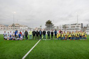 A pleno rendimiento el nuevo campo de fútbol 8 de césped artificial de l'Albir