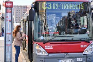 L'EMT incorpora 35 nous conductors a la plantilla