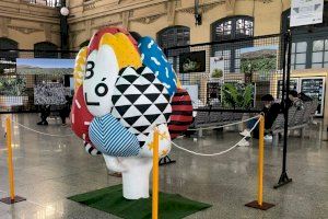 Una carxofa gegant de Benicarló al centre de València Una carxofa gegant de Benicarló al centre de València