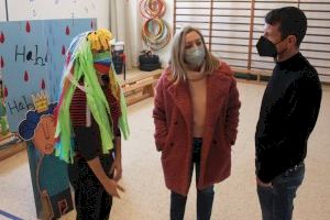 Ontinyent porta als col·legis el projecte “La perruca de Luca” per afavorir una educació lliure d’estereotips de gènere