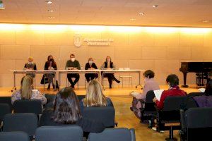 El Consejo Escolar de Mutxamel se suma a la petición del IES L’Allusser para impartir el Bachillerato de Artes en la variante de Música