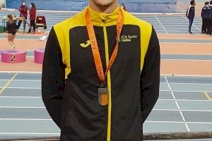 Cinco medallas para el CA Safor Teika  en el Campeonato Autonómico Absoluto  en Pista Cubierta - (foto 2)