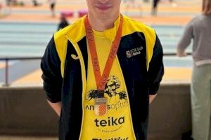 El CA Safor Teika ompli la cistella de medalles en el Campionat Autonòmic Júnior en Pista Coberta - (foto 2)