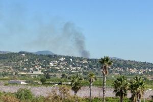 Controlat l'incendi d'Olocau a les portes de la Serra Calderona - (foto 4) Controlat l'incendi d'Olocau a les portes de la Serra Calderona - (foto 4)