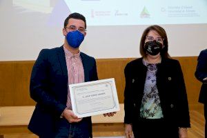 El lliurament dels premis de la Càtedra d'Estudis ‘Pedro Zaragoza Orts’ evidencia la gran diversitat i qualitat dels estudis sobre Turisme - (foto 9)