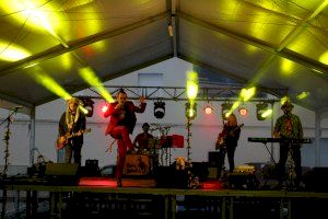 El porrat de Sant Macià ha omplit d'alegria els carrers de Ròtova - (foto 8) El porrat de Sant Macià ha omplit d'alegria els carrers de Ròtova - (foto 8)