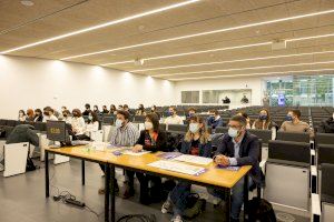 Alumnat de set instituts d’educació secundària competeixen en la Lliga de Debat de l’UJI - (foto 3)