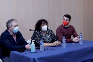 Les V Jornades sobre la Fibromiàlgia, que organitza la regidoria de salut de l'Ajuntament d'Oliva, seguides per més de mig centenar de persones en directe - (foto 5)