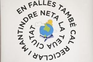 Les Falles de 2022 tindran el pressupost de neteja i recollida de residus més alt de la seua història: 1,7 milions d'euros - (foto 4) Les Falles de 2022 tindran el pressupost de neteja i recollida de residus més alt de la seua història: 1,7 milions d'euros - (foto 4)