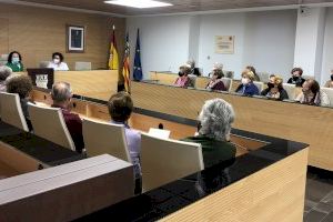 Ple de la UNED Sènior a Almassora - (foto 2)