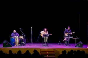 Rotary Club de l’Alfàs recauda más de mil euros para Corazón Exprés con un concierto de flamenco solidario - (foto 2)