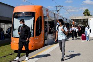 El TRAM d'Alacant contará con una reducción de zonas tarifarias y una rebaja de precios de hasta el 50% a partir del verano