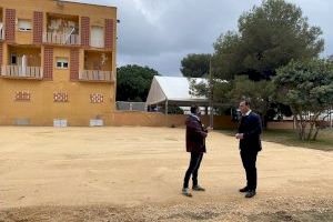 El Ayuntamiento de Peñíscola comienza las obras de la nueva pista polideportiva exterior - (foto 3)