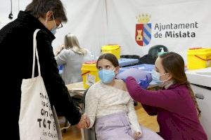 El vacunódromo del pabellón del Quint cierra con más del 86% de la población de Mislata con la pauta completa - (foto 2)