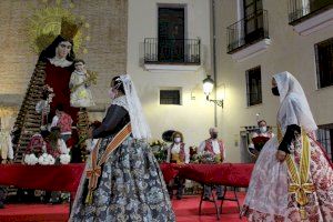 Torrent celebra este jueves la tradicional ofrenda a la Mare de Déu