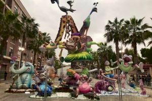 ‘El Rabal’ repeteix i s'alça amb el premi a millor monument en la Falles de Catarroja 2022