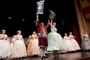 La falla Nou Mercat guanya el primer premi de falla gran i infantil a Algemesí