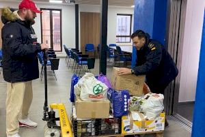 El Ayuntamiento de Sant Jordi recoge seis palets con comida y medicamentos para el pueblo ucraniano El Ayuntamiento de Sant Jordi recoge seis palets con comida y medicamentos para el pueblo ucraniano