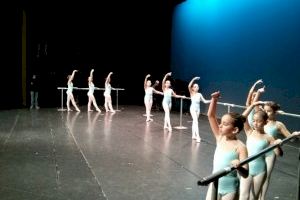 Riba-roja acoge las Trobades de Dansa con la participación de los conservatorios de Castelló, València, Alacant y Riba-roja - (foto 2)