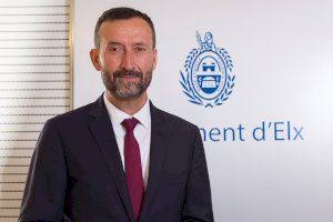 El alcalde de Elche apoya las reivindicaciones de los sindicatos ante la escalada de precios y asistirá a la concentración de esta tarde en la Plaça Baix El alcalde de Elche apoya las reivindicaciones de los sindicatos ante la escalada de precios y asistirá a la concentración de esta tarde en la Plaça Baix