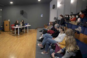 Towanda Rebels alertan en Paiporta sobre la relación creciente entre sexualidad y violencia en la adolescencia y la juventud