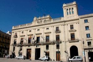 L'Ajuntament d'Alcoi destinarà més de 1,8 milions en ajudes a famílies i empreses per fer front a la crisi L'Ajuntament d'Alcoi destinarà més de 1,8 milions en ajudes a famílies i empreses per fer front a la crisi
