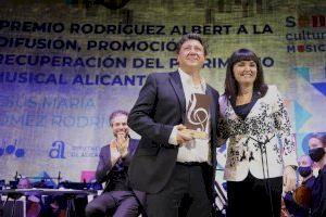 La Diputación entrega los Premios Sois Cultura Musical en homenaje a los grandes compositores alicantinos - (foto 3)