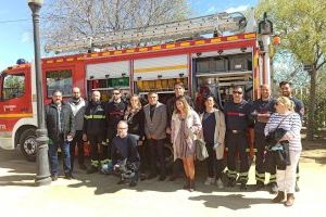 Más de 500 estudiantes acuden a las IV Jornadas de Orientación para el Empleo de Mutxamel en busca de resolver dudas sobre su futuro laboral - (foto 2) Más de 500 estudiantes acuden a las IV Jornadas de Orientación para el Empleo de Mutxamel en busca de resolver dudas sobre su futuro laboral - (foto 2)
