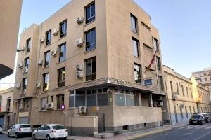 S'inventa que ha sigut víctima d'un robatori de 2.000 euros a Elda per a cobrar l'assegurança