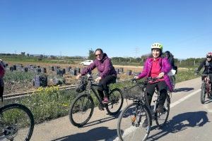 Ecologistes organitzen una marxa perquè més persones s'animen a usar la bici com a mitjà de transport - (foto 2)