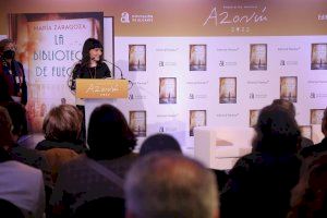 María Zaragoza exalta su pasión por los libros y la cultura en La biblioteca de fuego, Premio Azorín 2022 - (foto 3) María Zaragoza exalta su pasión por los libros y la cultura en La biblioteca de fuego, Premio Azorín 2022 - (foto 3)