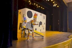 Més de 2.000 escolars de la Pobla de Vallbona assistixen a la campanya «Anem al Teatre»