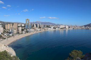 Crece la demanda de segundas residencias en Benidorm, Torrevieja y Santa Pola