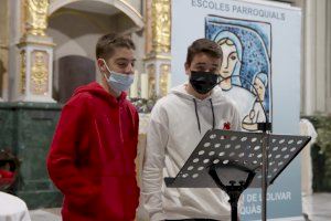 El Centro de Secundaria Mare de Déu del Olivar II de Alaquàs celebra la XXIII edición del tradicional Maratón de lectura este año con la temática 'Naturaleza y Ecología' - (foto 4) El Centro de Secundaria Mare de Déu del Olivar II de Alaquàs celebra la XXIII edición del tradicional Maratón de lectura este año con la temática 'Naturaleza y Ecología' - (foto 4)