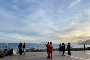 Tres días de luto oficial en Calp por el fallecimiento de dos jóvenes ahogados Tres días de luto oficial en Calp por el fallecimiento de dos jóvenes ahogados