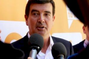 Giner: “A Ribó se le llena la boca con la educación pública pero luego abandona sus propias escuelas municipales”