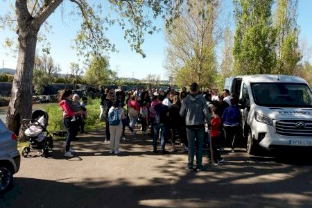 Prop d’un centenar de persones col·laboren en la conservació i millora del riu Xúquer