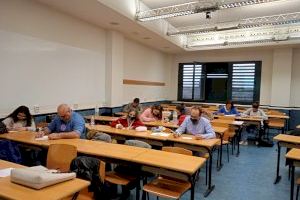 Estudiantado del Grado en Maestro de Educación Infantil de la UJI participa en una gincana en familia sobre educación para la diversidad - (foto 4)
