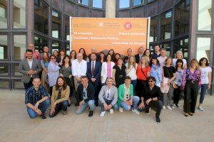 La Universitat d’Alacant celebra el 20 aniversari de la primera promoció dels estudis de Publicitat i Relacions Públiques - (foto 3)