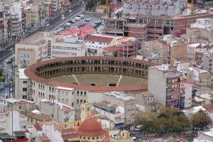 La comisión de Urbanismo aprueba la suspensión de licencias en el ámbito de la Plaza de Toros para los dos próximos años