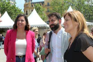 Centenars de joves acudeixen a la II edició de la Fira Ocupació de València