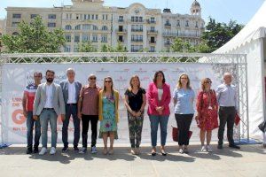 Centenars de joves acudeixen a la II edició de la Fira Ocupació de València - (foto 2)